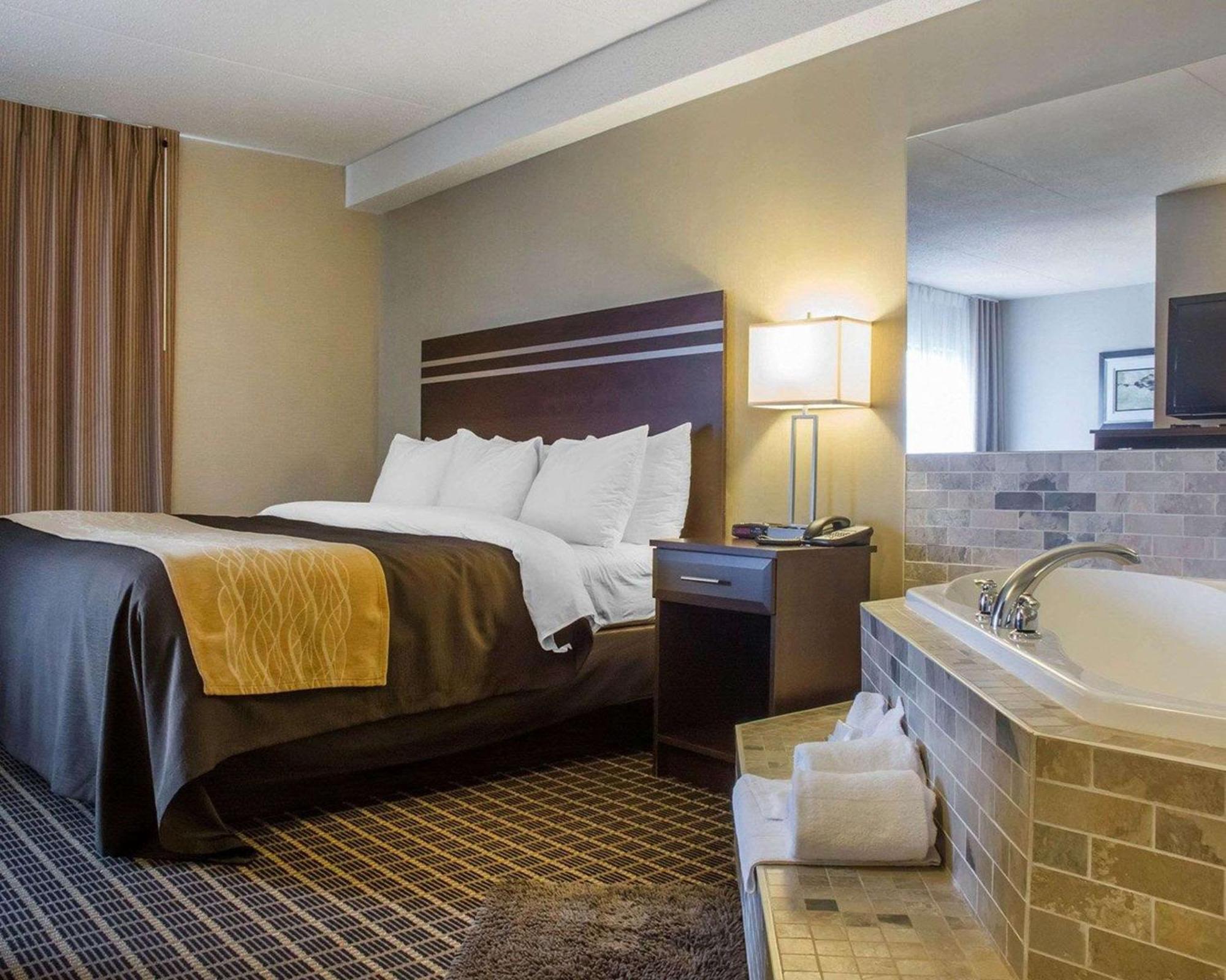 Comfort Inn Guelph Exterior foto